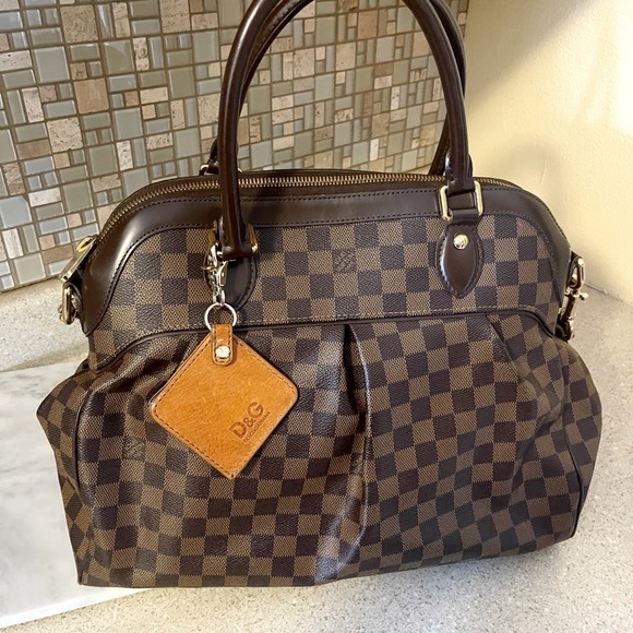 Authentic Dolce & Gabbana Camel Leather Belissima Mirror Bag Charm - Picture 5 of 12